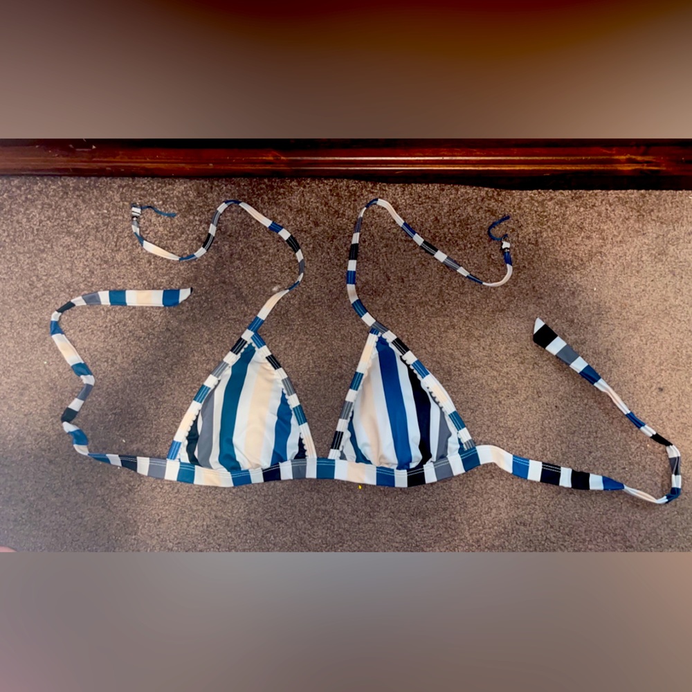 Venus Bikini Top - Size 36C